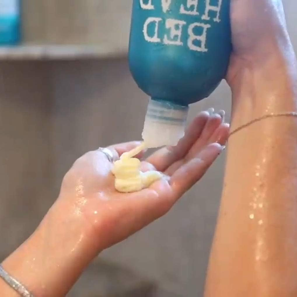 Bed Head by  Urban Antidotes Recovery 750Ml Conditioner – XXL Hydrating & Repairing Conditioner for Damaged, Dry & Brittle Hair, Smooths, Strengthens & Detangles for Salon-Quality Style & Shine